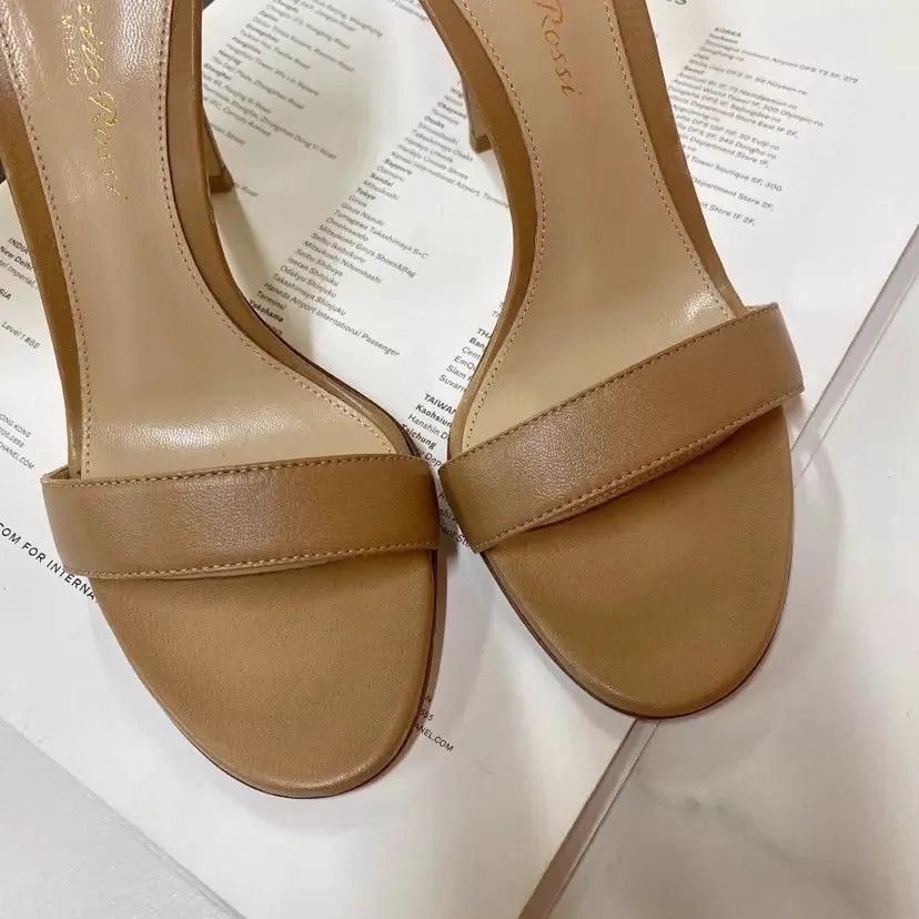 Gianvito Rossi Gianvito Rossi Women's Open Toe Sandal 35 (Used) Size US 4.5 / IT 34.5 - 4 Thumbnail