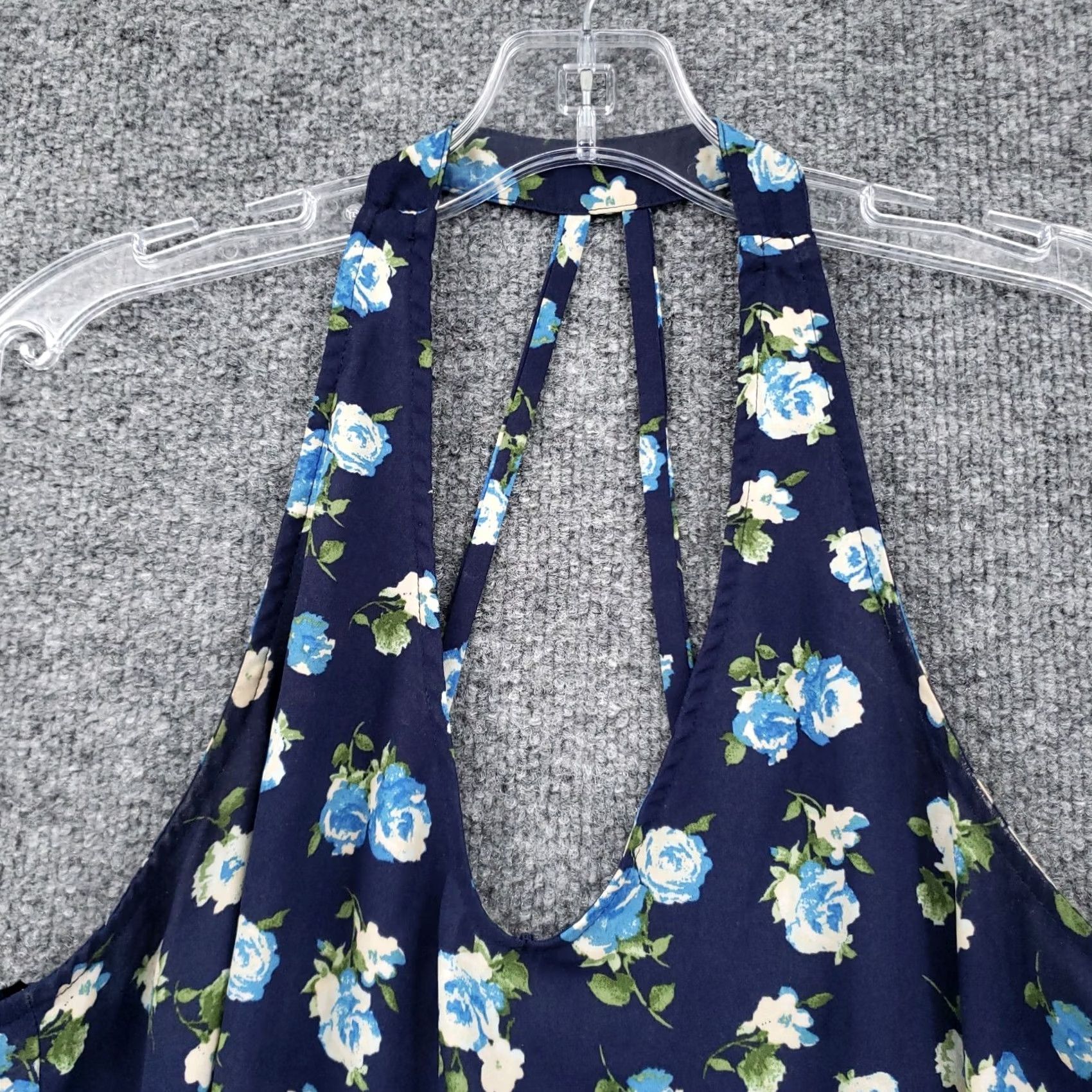 Forever 21 FOREVER 21 Tie Womens S Blue Tank Swing Floral Neck Holter Sleeveless Size S / US 4 / IT 40 - 5 Thumbnail