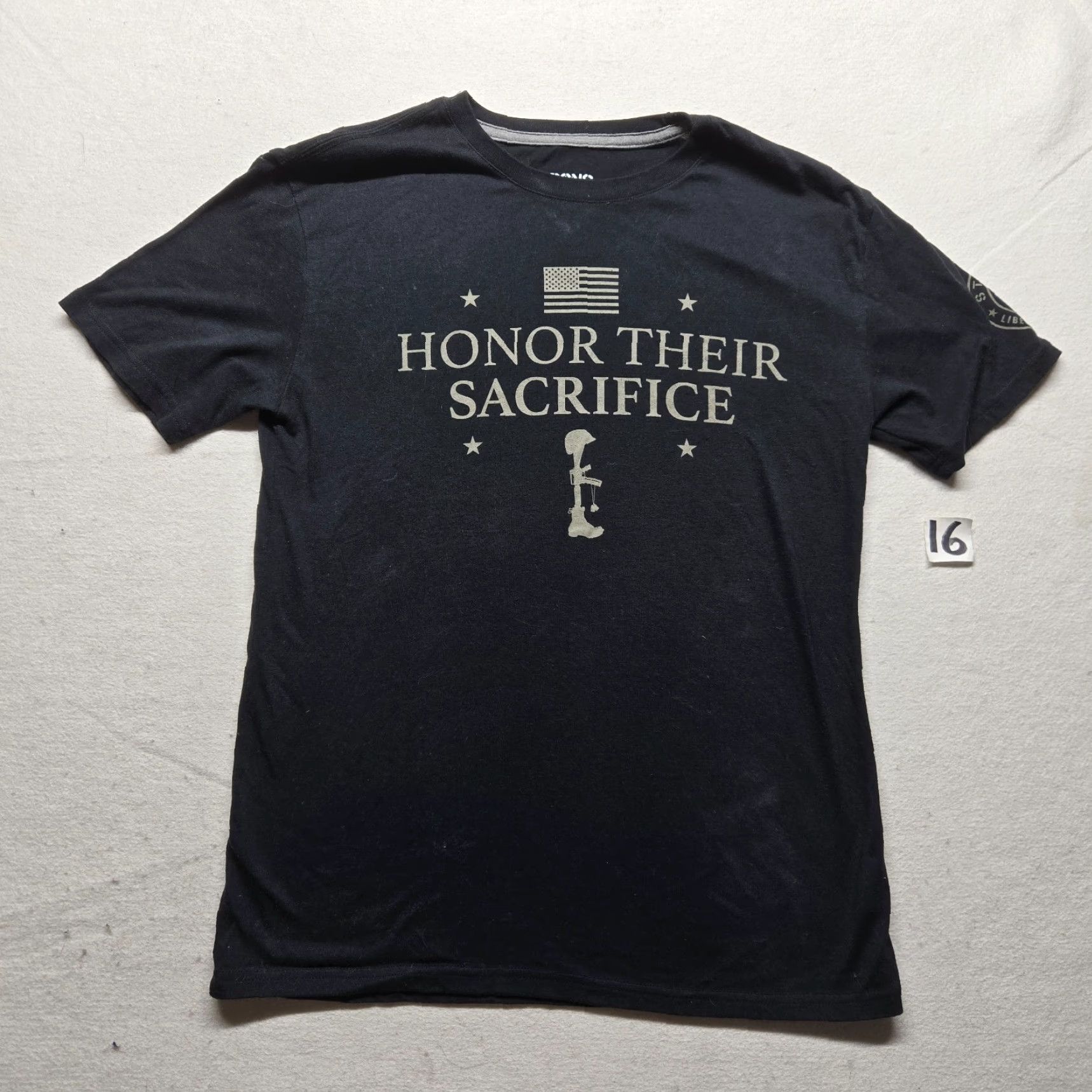 Vintage VINTAGE Hold Fast Military T-Shirt Men Small Black USA Honor Their Sacrifice Patriot Tee Short Sleeve Cotton All Seasons 2020s Size US S / EU 44-46 / 1 - 2 Thumbnail