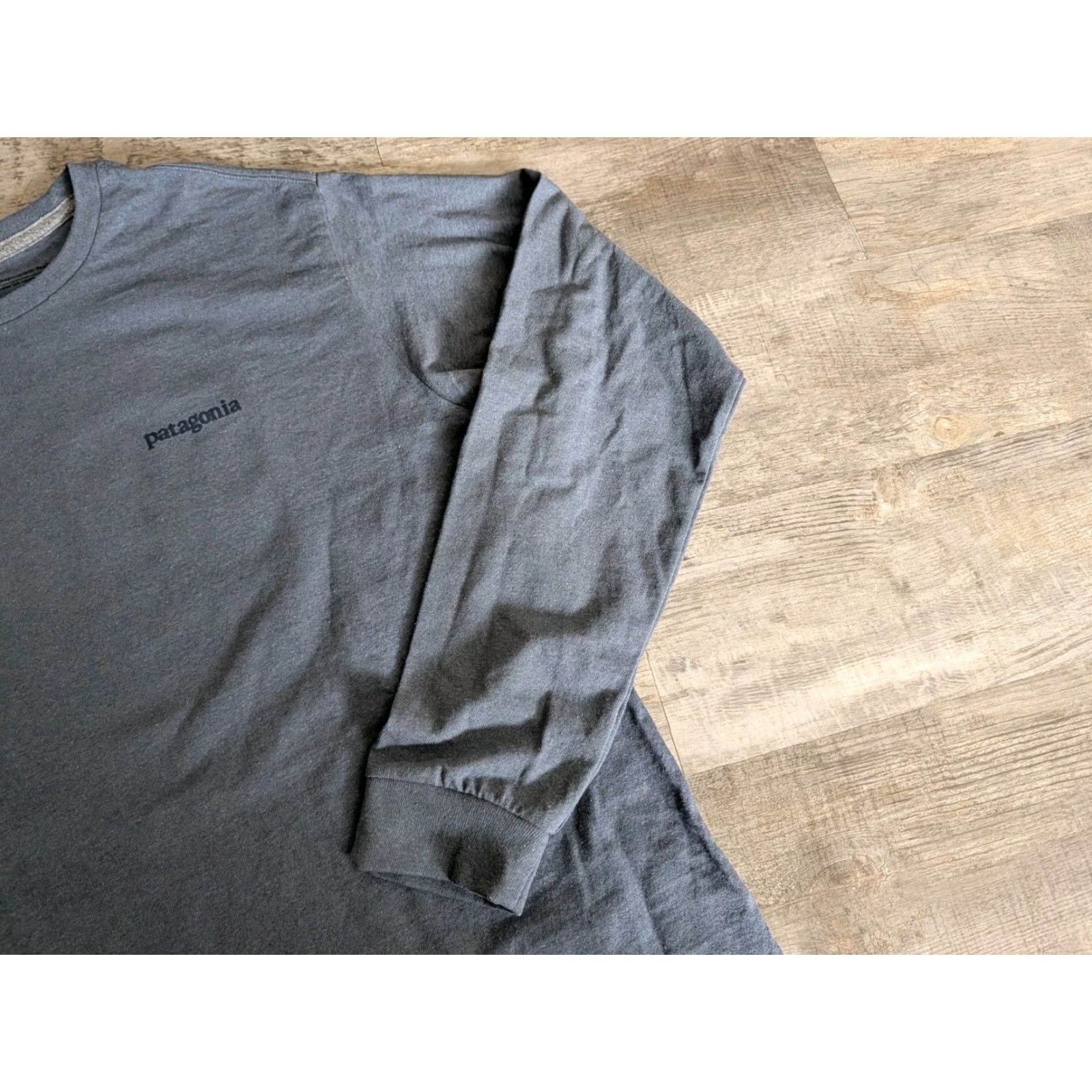 Patagonia Patagonia Gray Long Sleeve Line Logo Ridge Responsibili-Tee Men's Size Small EUC Size US S / EU 44-46 / 1 - 7 Thumbnail