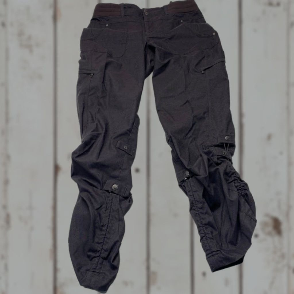 Athleta Athleta Pants Womens Size 6 405092 Stretch Cargo Hiking Straight Leg Waistband Size 28" / US 6 / IT 42 - 1 Thumbnail