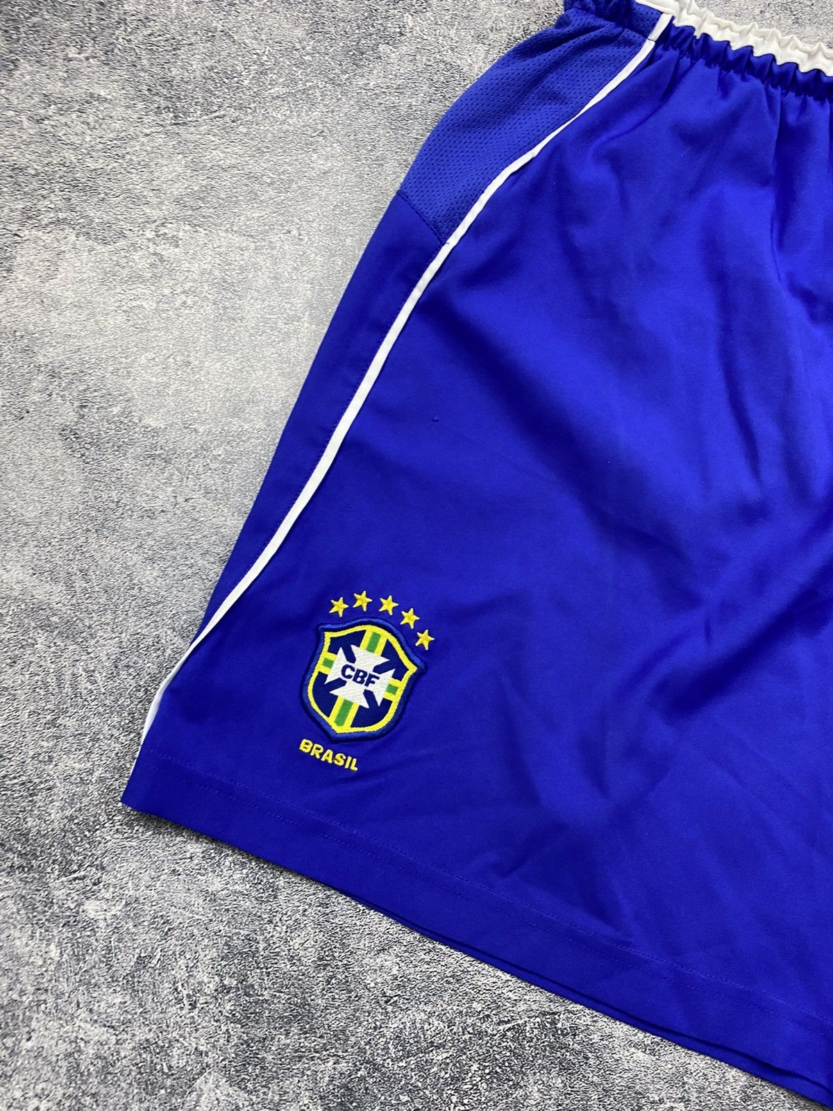 Nike × Vintage VINTAGE NIKE BRAZIL FOOTBALL SHORTS Size US 38 / EU 54 - 4 Thumbnail