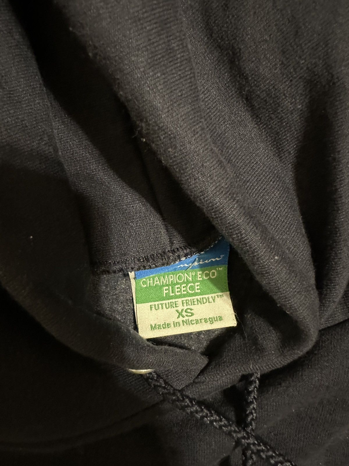 Champion × NCAA × Vintage Vintage NCAA Champion Notre Dame hoodie 00s size XS Size US XS / EU 42 / 0 - 4 Thumbnail