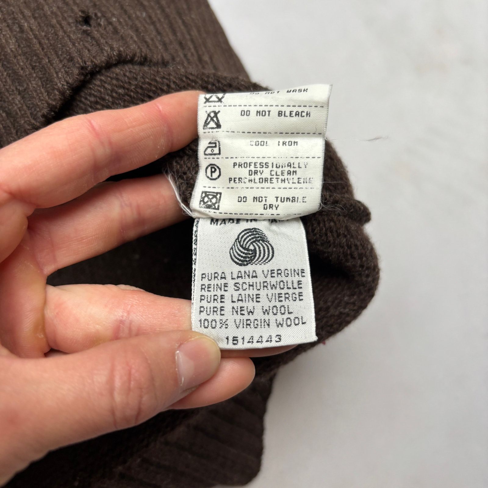 Iceberg Vintage 1994 Icebery Disney Pluto Italian Wool Sweater 4/XL Size US XL / EU 56 / 4 - 10 Thumbnail