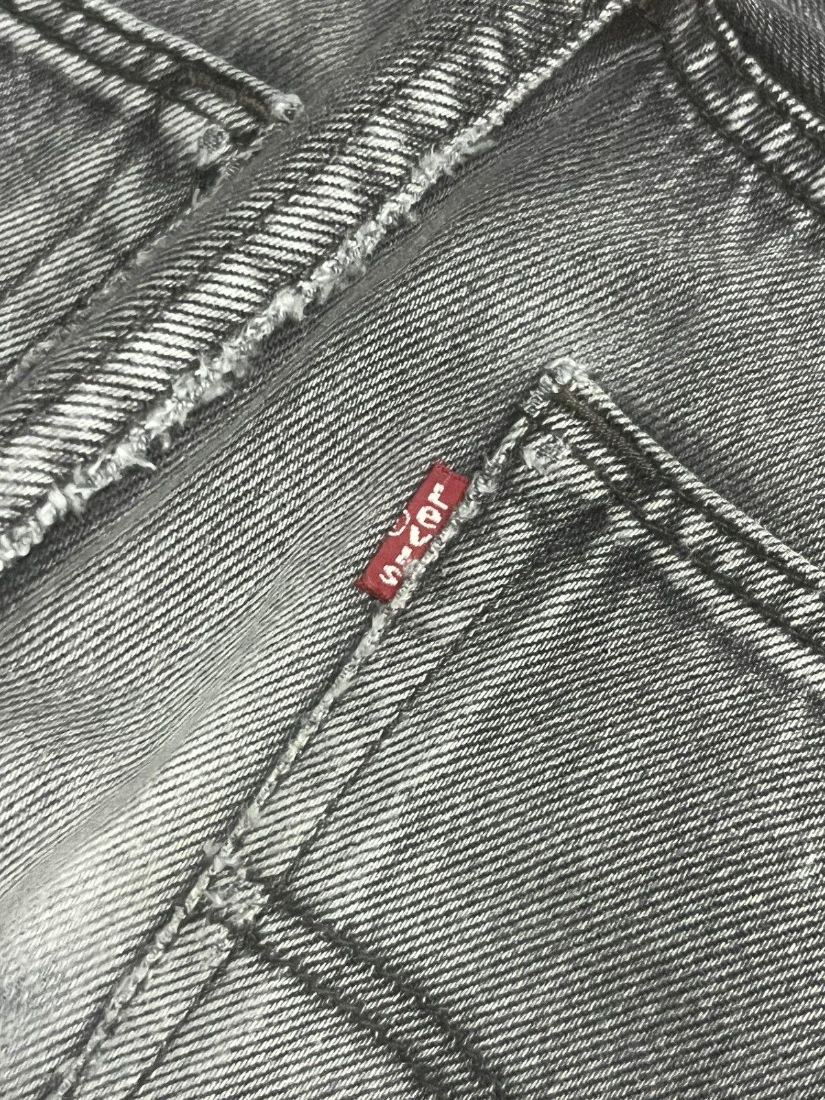 Levi's Vintage Y2K 501 Grey Washed Buttonfly Straight Leg Jeans Size US 32 / EU 48 - 11 Thumbnail