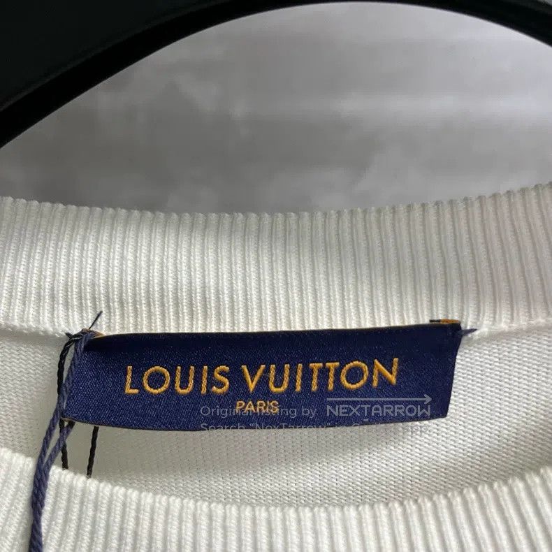 Louis Vuitton Louis Vuitton White Cartoon Printed Round Neck Pullover Sh Size US XS / EU 42 / 0 - 2 Thumbnail