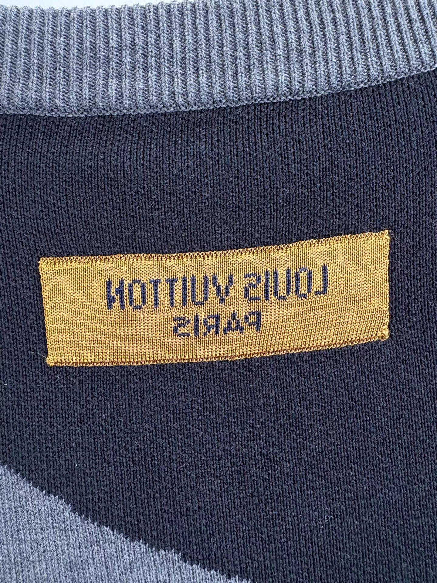Louis Vuitton LOUIS VUITTON Pattern Knit Sweater K1 Size US XL / EU 56 / 4 - 3 Thumbnail