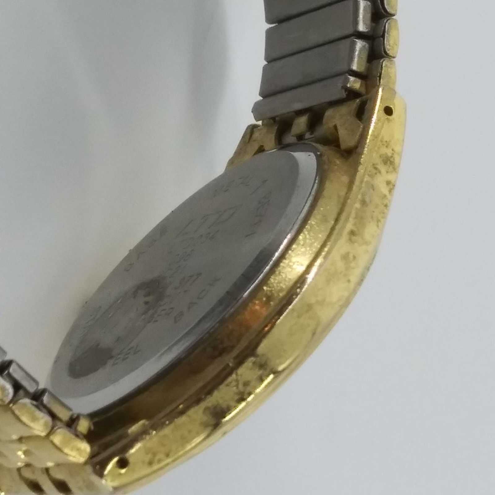 Other Vintage Men's LTD Gold Tone Bracelet Wristwatch Stainless Size ONE SIZE - 9 Thumbnail