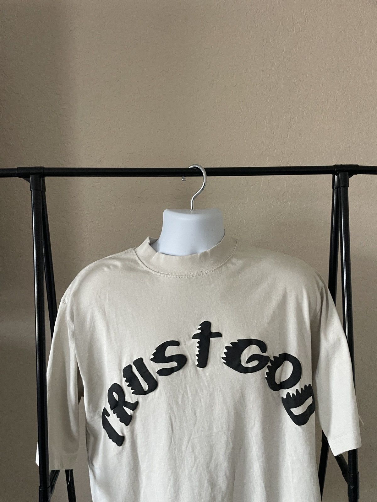 Kanye West Sunday Service Trust God SS tee Size US XL / EU 56 / 4 - 3 Thumbnail