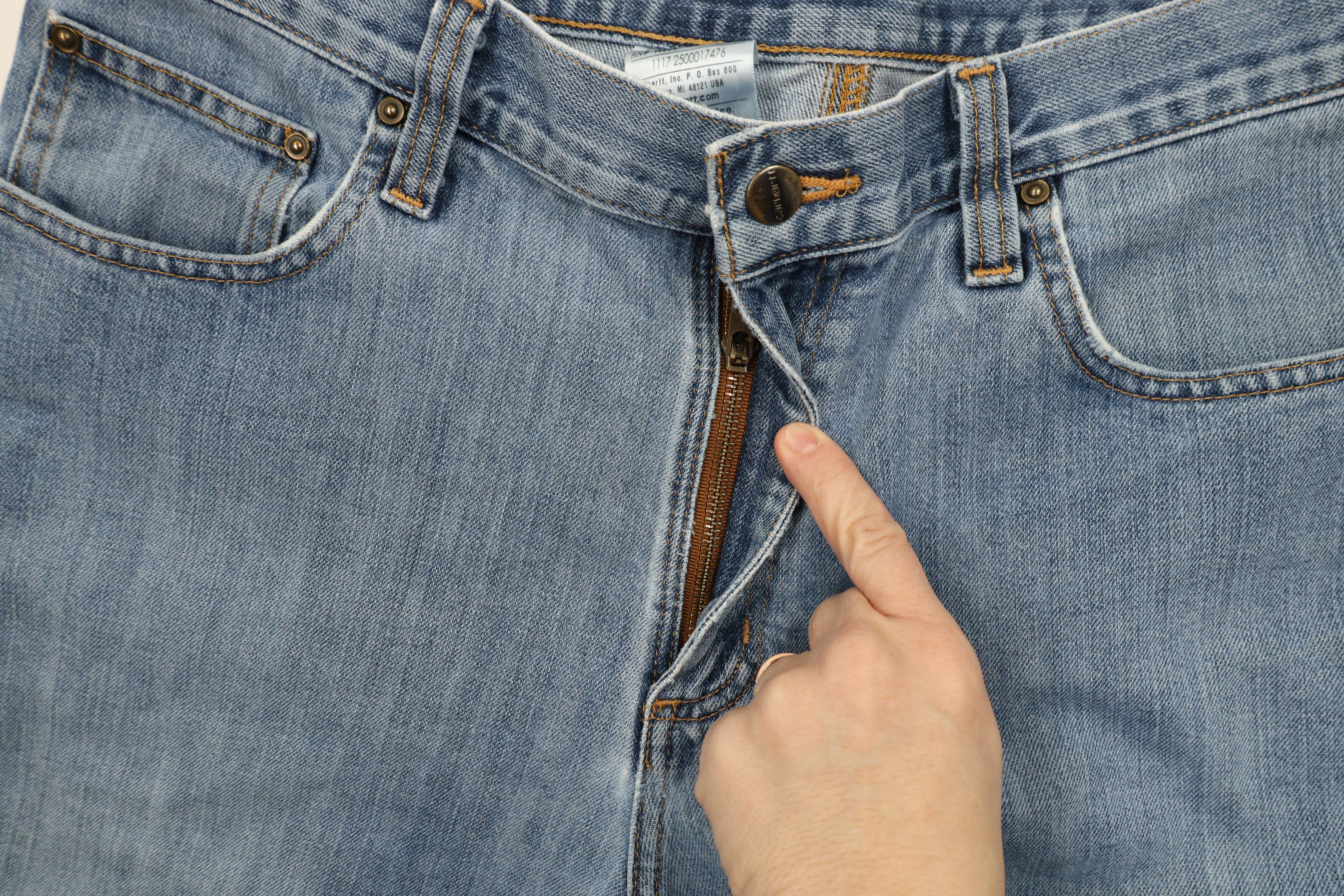Carhartt × Vintage Vintage Y2K Carhartt Spell Out Relaxed Fit Denim Jeans Blue Size US 36 / EU 52 - 9 Thumbnail
