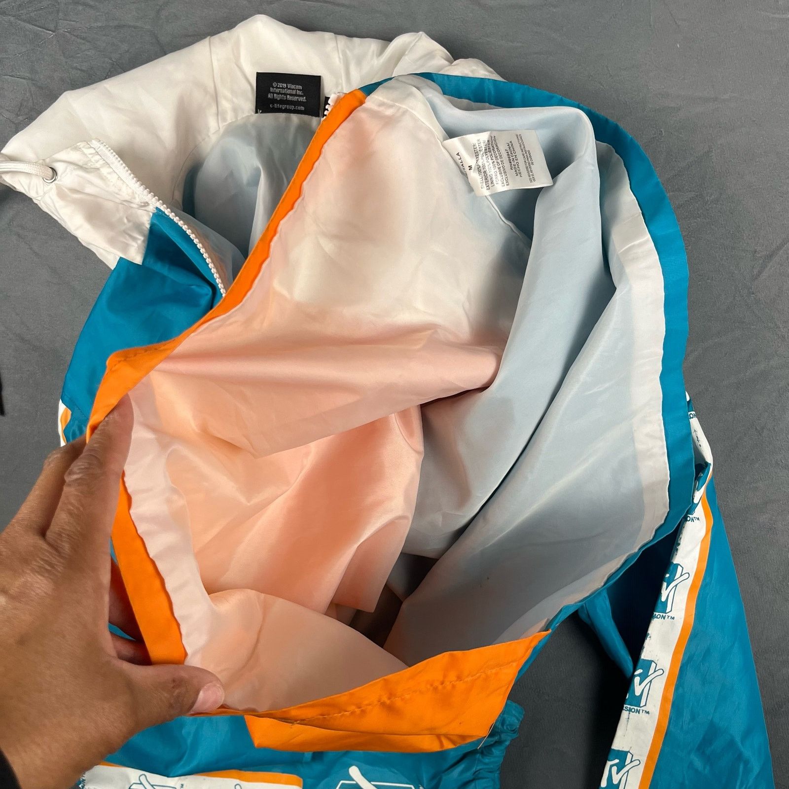 Other MTV Logo Hooded Windbreaker Jacket Quarter Zip Music Tele Size US M / EU 48-50 / 2 - 13 Thumbnail