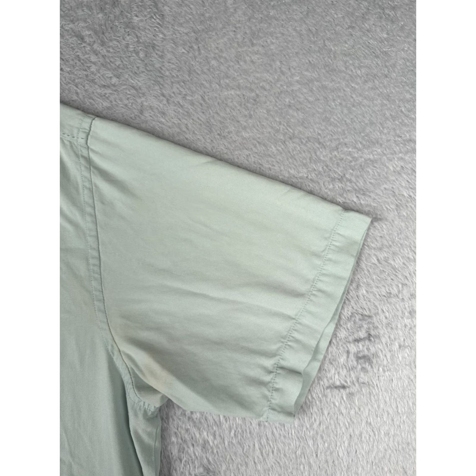 Tommy Bahama Tommy Bahama Shirt Men Extra Large Teal Solid Button Up Silk Read Me 100% Silk Read Me Size US L / EU 52-54 / 3 - 2 Thumbnail