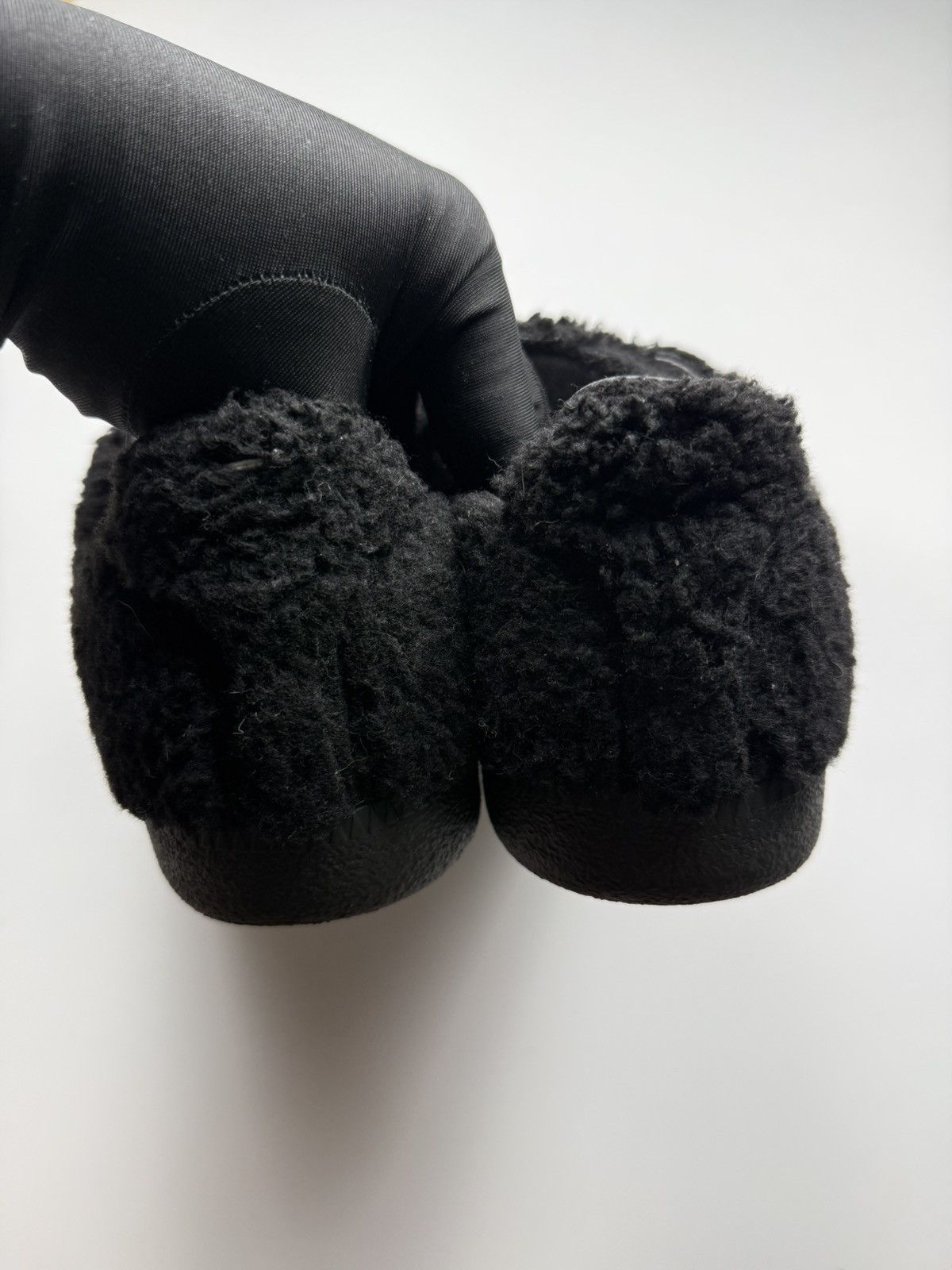 Maison Margiela Maison Margiela Gats Faux Fur Shearling Size US 7.5 / EU 40-41 - 11 Thumbnail