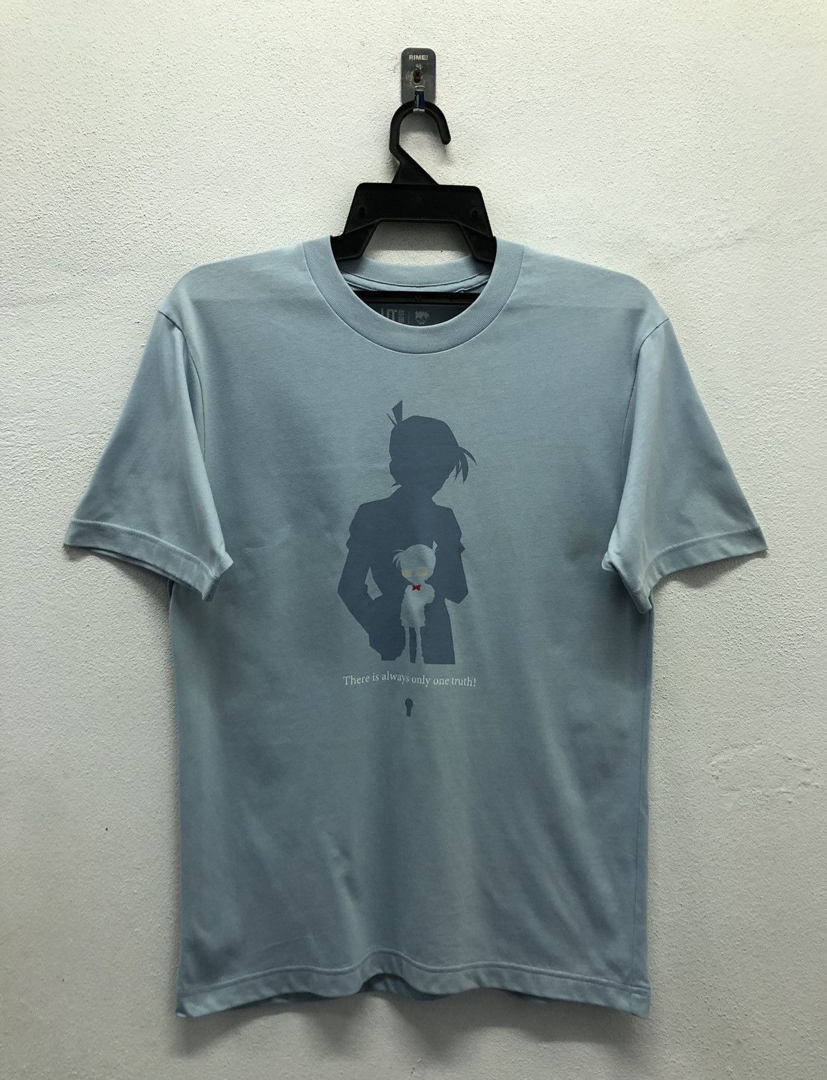 Uniqlo Uniqlo Detective Conan There Is Alwa Only One Truth Shirt Size US S / EU 44-46 / 1 - 1 Thumbnail