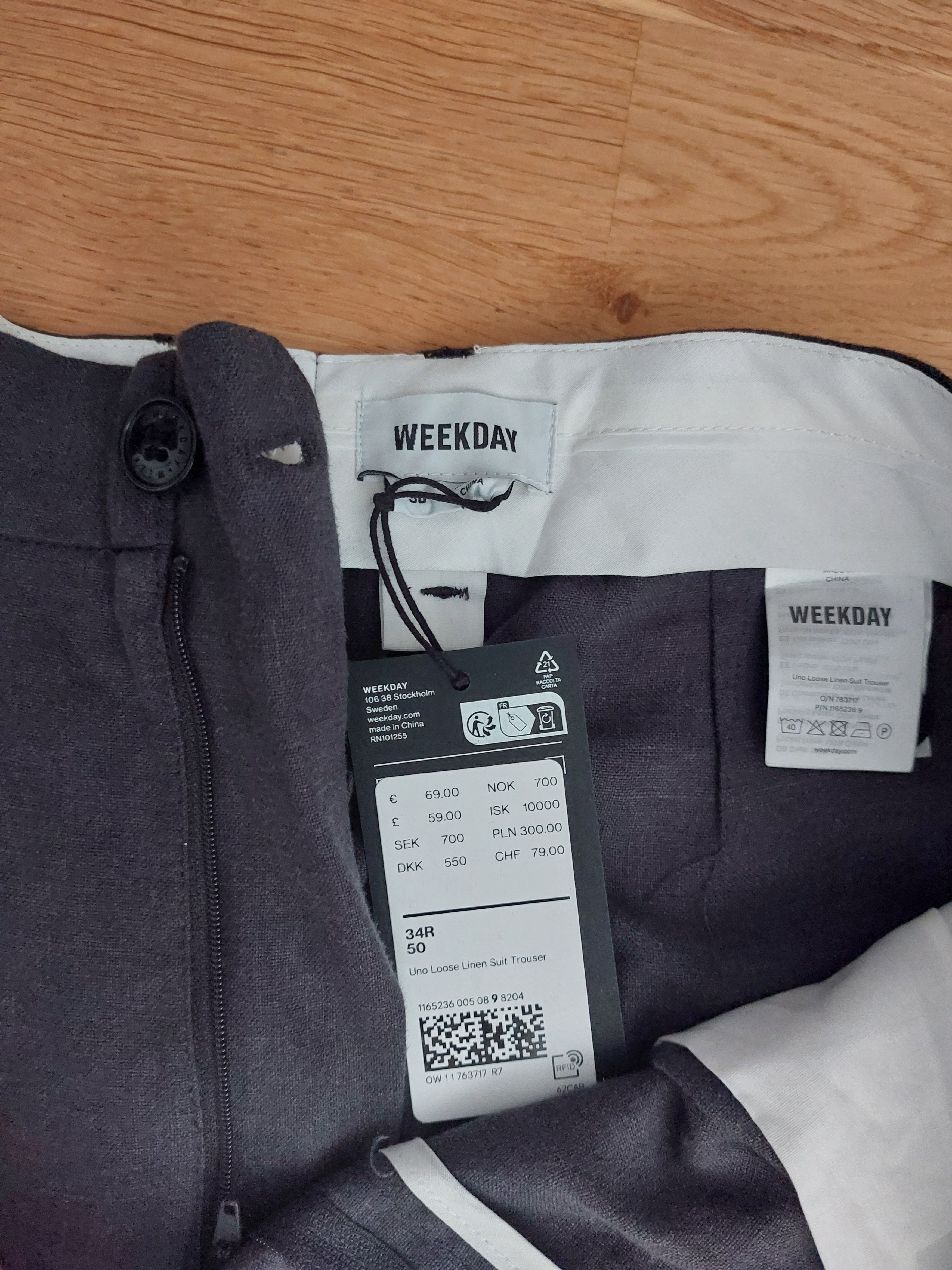 Weekday Linen dress pants Size US 34 / EU 50 - 2 Thumbnail