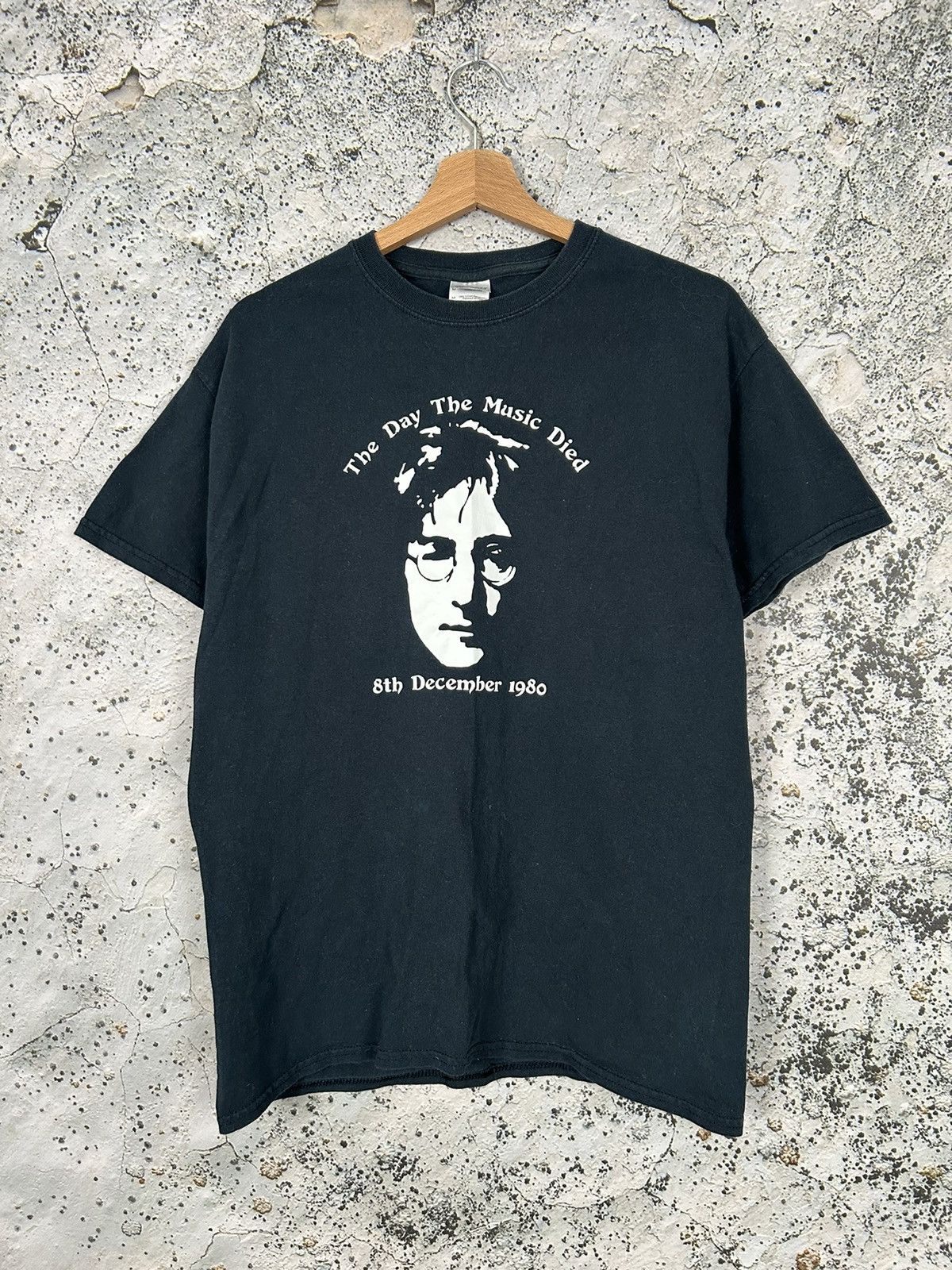 Band Tees Vintage John Lennon Tee The Day The Music Died Size US M / EU 48-50 / 2 - 1 Thumbnail