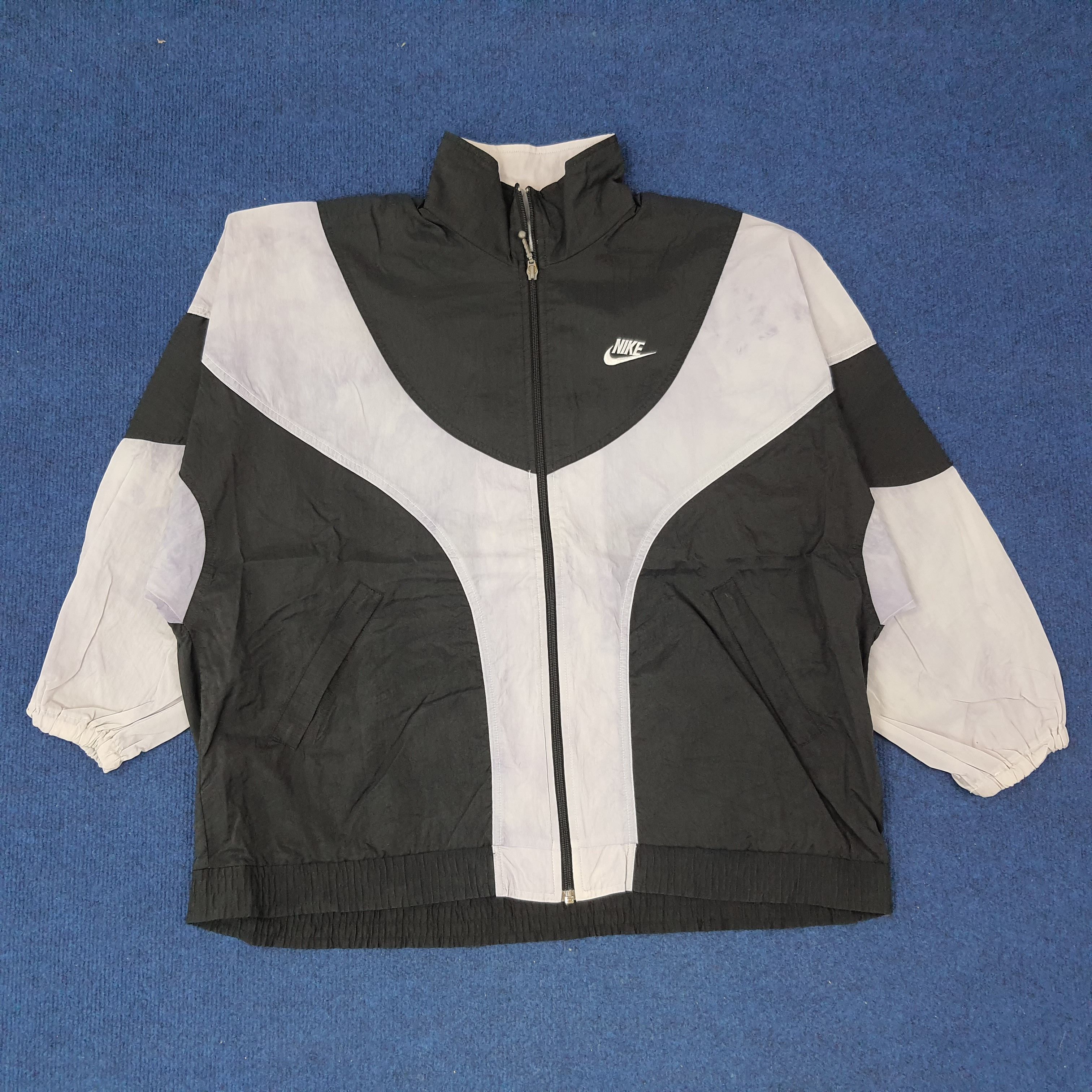 Nike × Vintage Vintage Nike Sports Outdoor Jacket C232N5 Size US XL / EU 56 / 4 - 1 Thumbnail
