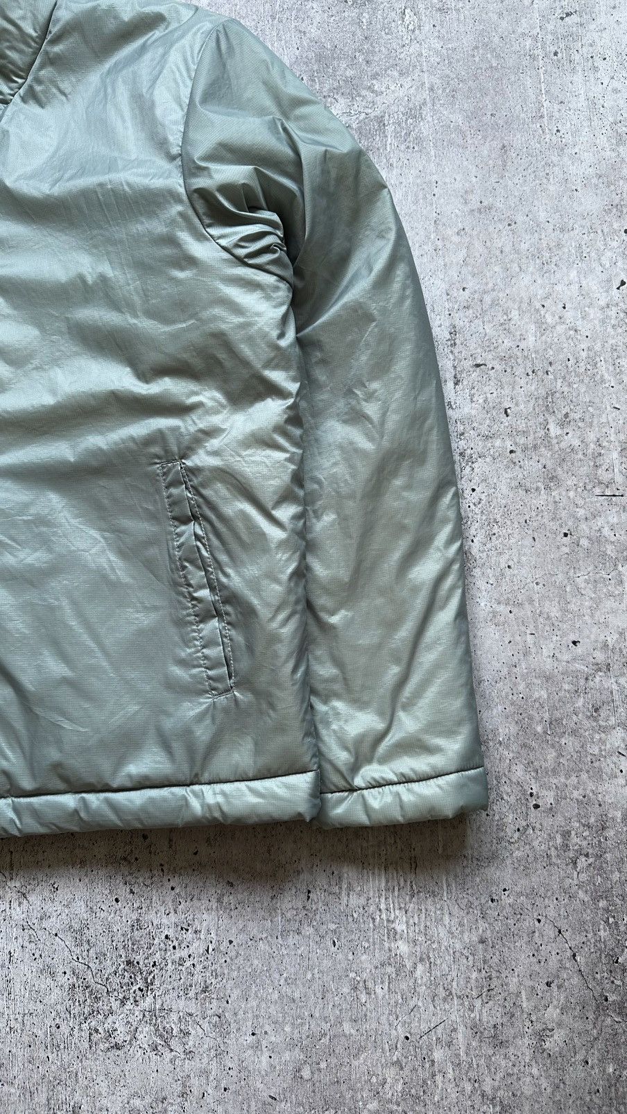Nike NIKE RETRO NYLON Y2K LIGHT PUFFER JACKET Size US M / EU 48-50 / 2 - 5 Thumbnail