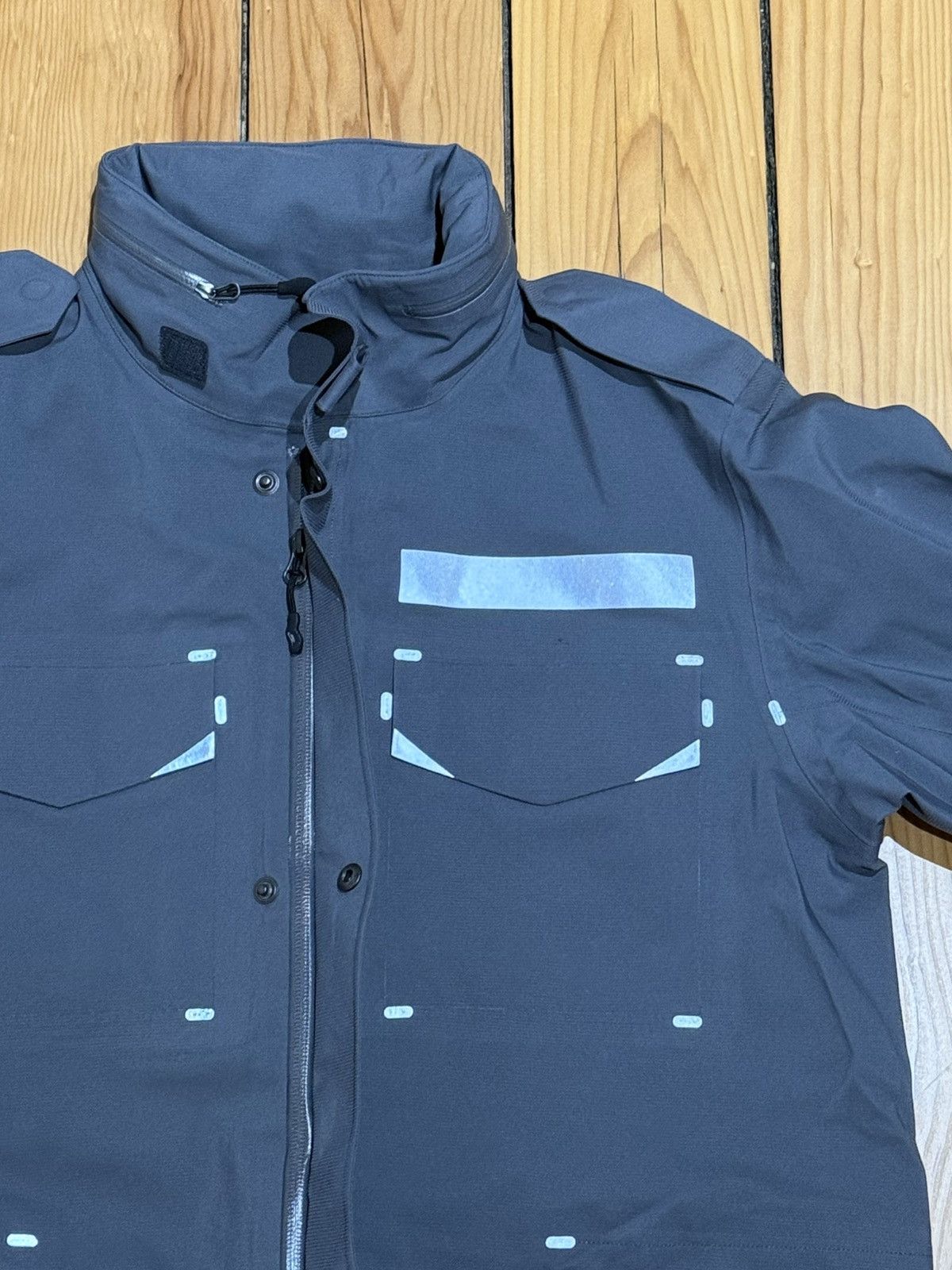 Nike Nike Tech M-65 Jacket Rain Resistant Sz M (Runs Big) Size US M / EU 48-50 / 2 - 2 Thumbnail