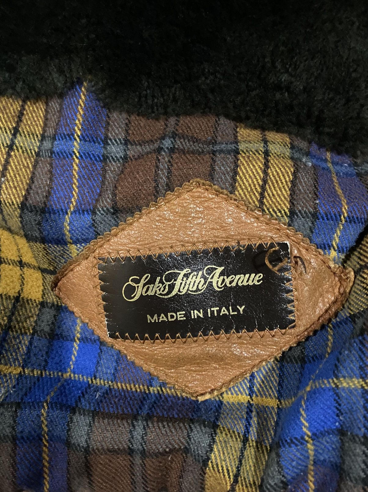 Saks Fifth Avenue 90s Vintage Leather Shearling Jacket with Detachable Hood Size US M / EU 48-50 / 2 - 4 Thumbnail
