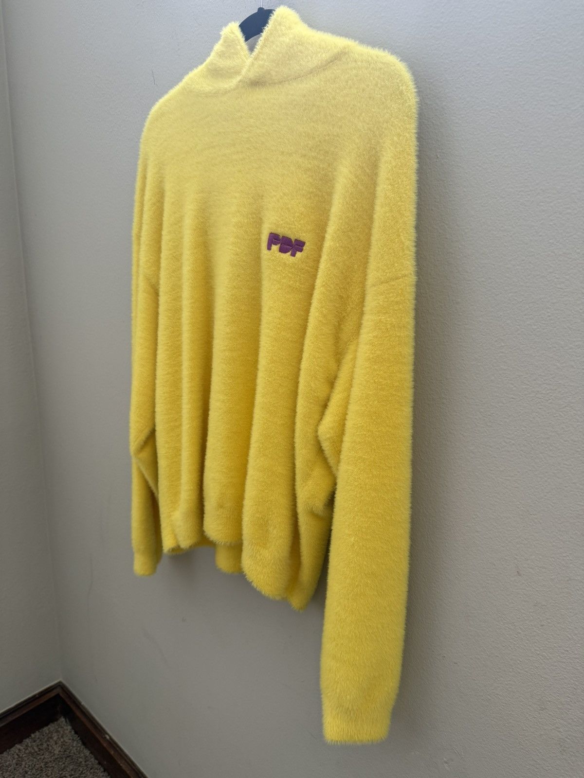PDF PDF Yellow Hoodie Size US M / EU 48-50 / 2 - 2 Thumbnail