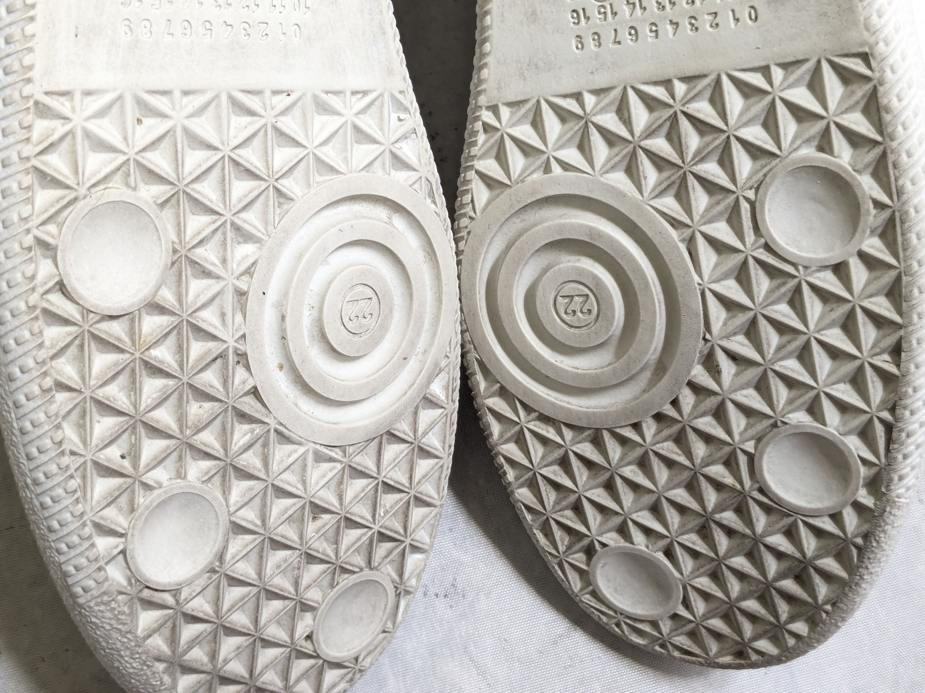 Maison Margiela Maison Margiela GAT Replica White Gray 9 42 High Tops Size US 9 / EU 42 - 18 Thumbnail