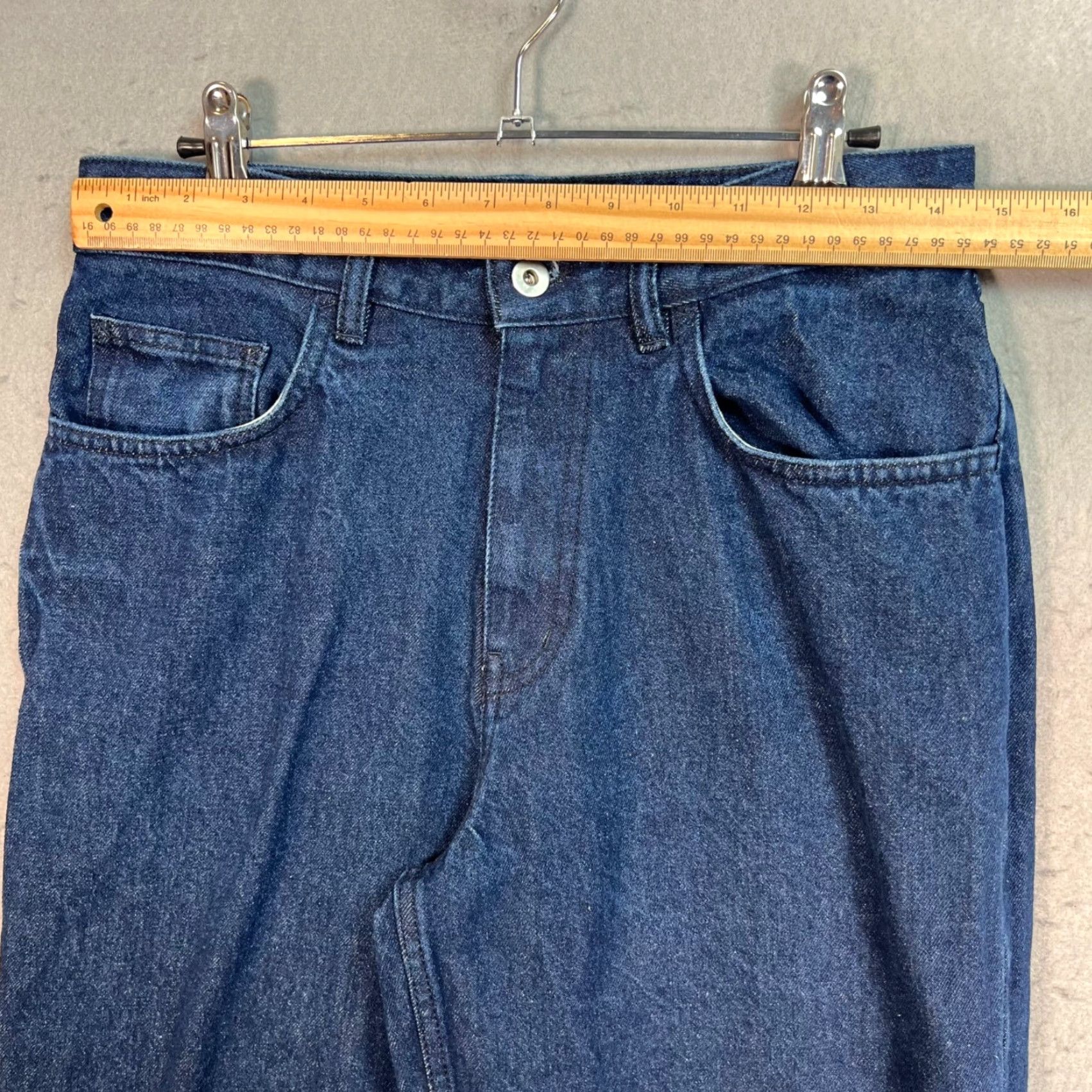Kotn Kotn Men Denim Jeans Size 29 Straight Leg Cotton Blend Blue Adult Mens 29 Inseam 27 5-Pocket Denim Size US 29 - 5 Thumbnail