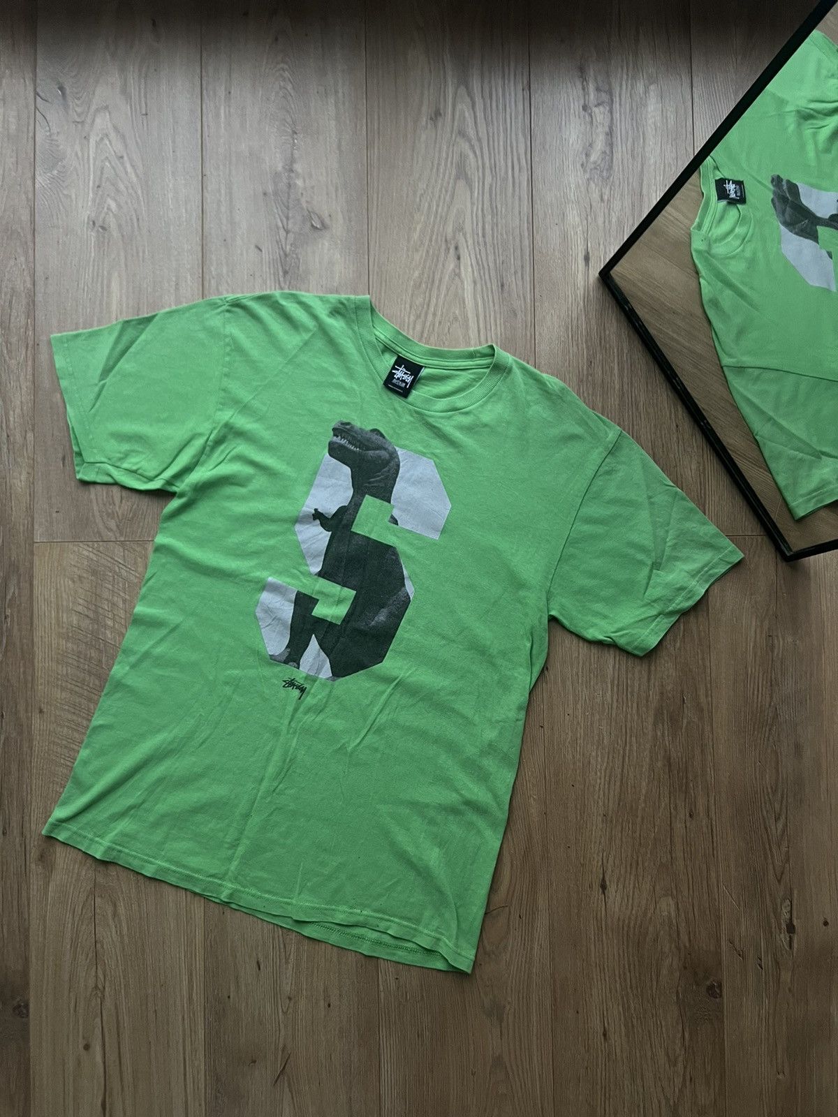 Stussy 00’s STUSSY DINO T-REX DISTRESSED Y2K TEE RARE Size US M / EU 48-50 / 2 - 1 Thumbnail