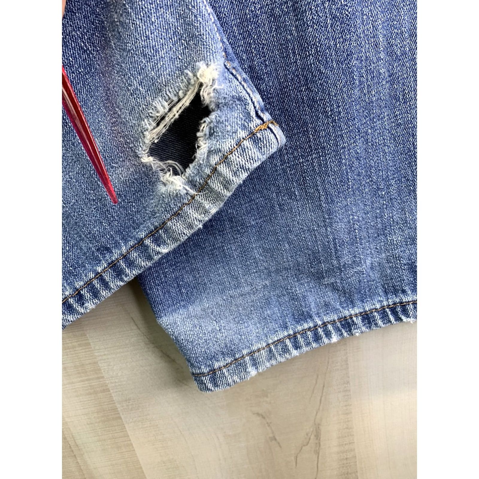 Calvin Klein VINTAGE Calvin Klein Jeans Mens Distressed Relaxed Straight Leg Sz 34 Blue Denim 5334 Men Jeans Distressed Relaxed Straight Leg 34 Mens Jeans Mens Size US 34 / EU 50 - 7 Thumbnail
