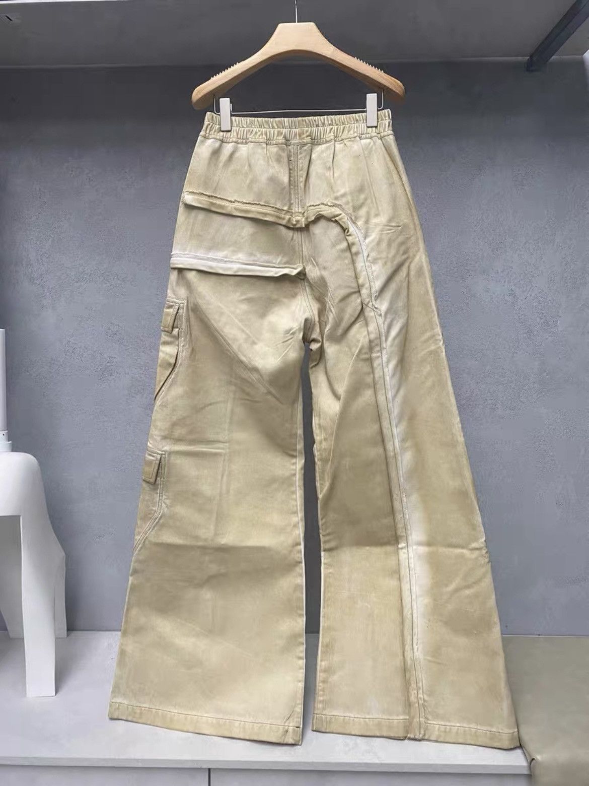 Rick Owens Rick Owens IMBALANCED DOUBLE CARGO JUMBO BELAS Size US 32 / EU 48 - 3 Thumbnail