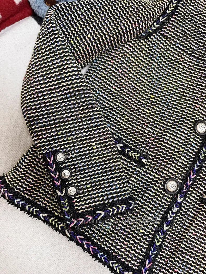 Chanel Chanel 16P classic colourful woven tweed round-neck jacket Size XS / US 0-2 / IT 36-38 - 2 Thumbnail