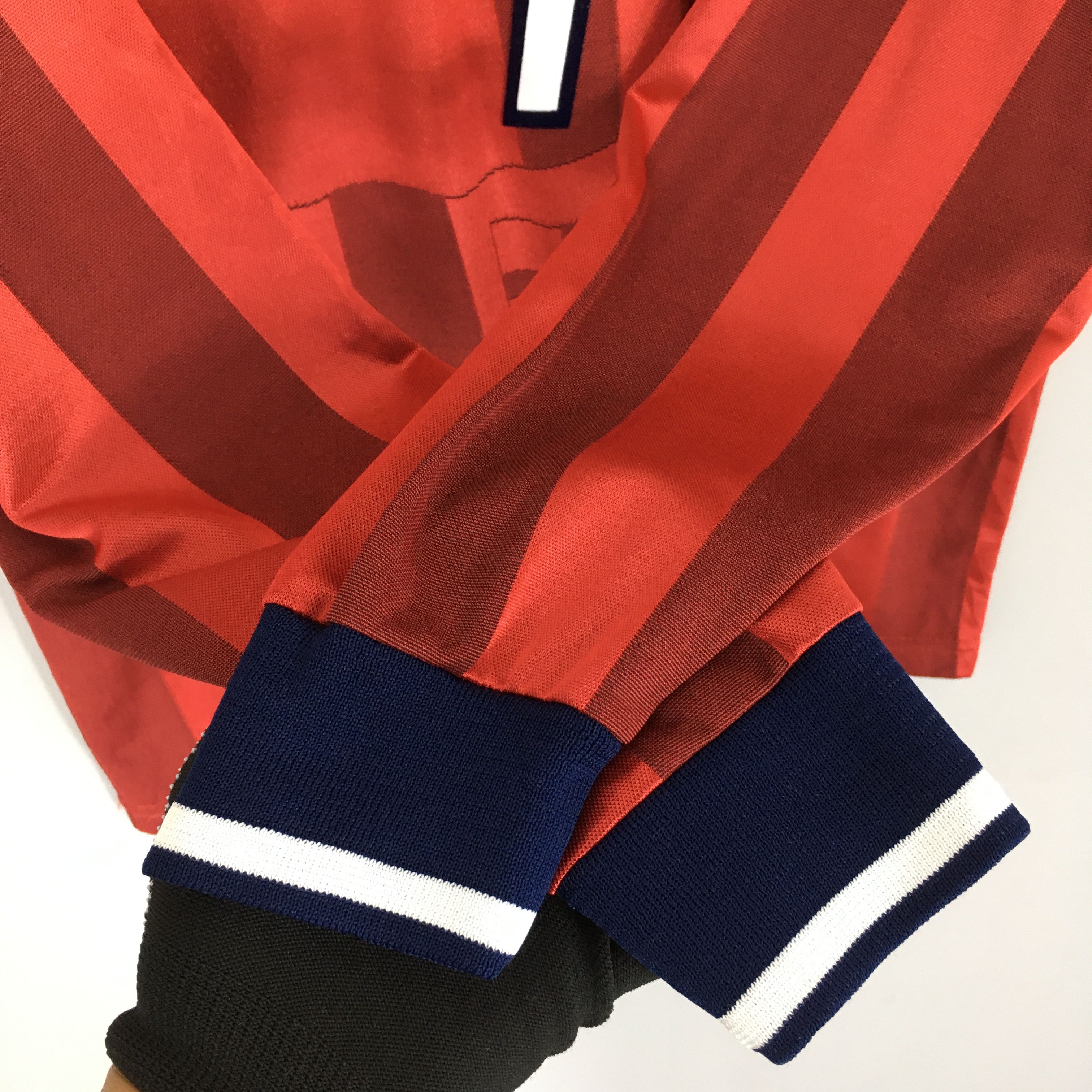 Vintage Vintage 90s Umbro England National Football Team Jersey M Size US M / EU 48-50 / 2 - 5 Thumbnail