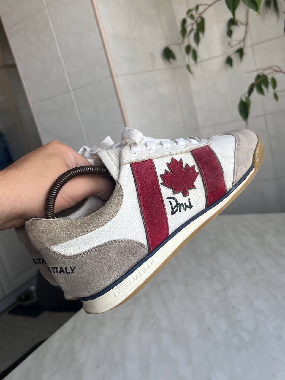 Dsquared2 Dsquared2 Sneakers Leather 2000s Made in Italy Shoes size 40 Size US 7 / EU 40 - 6 Thumbnail