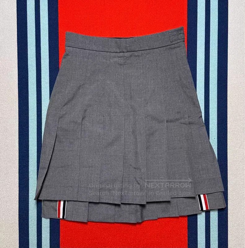 Thom Browne Thom Browne Pleated Skirt Size 26" / US 2 / IT 38 - 1 Thumbnail