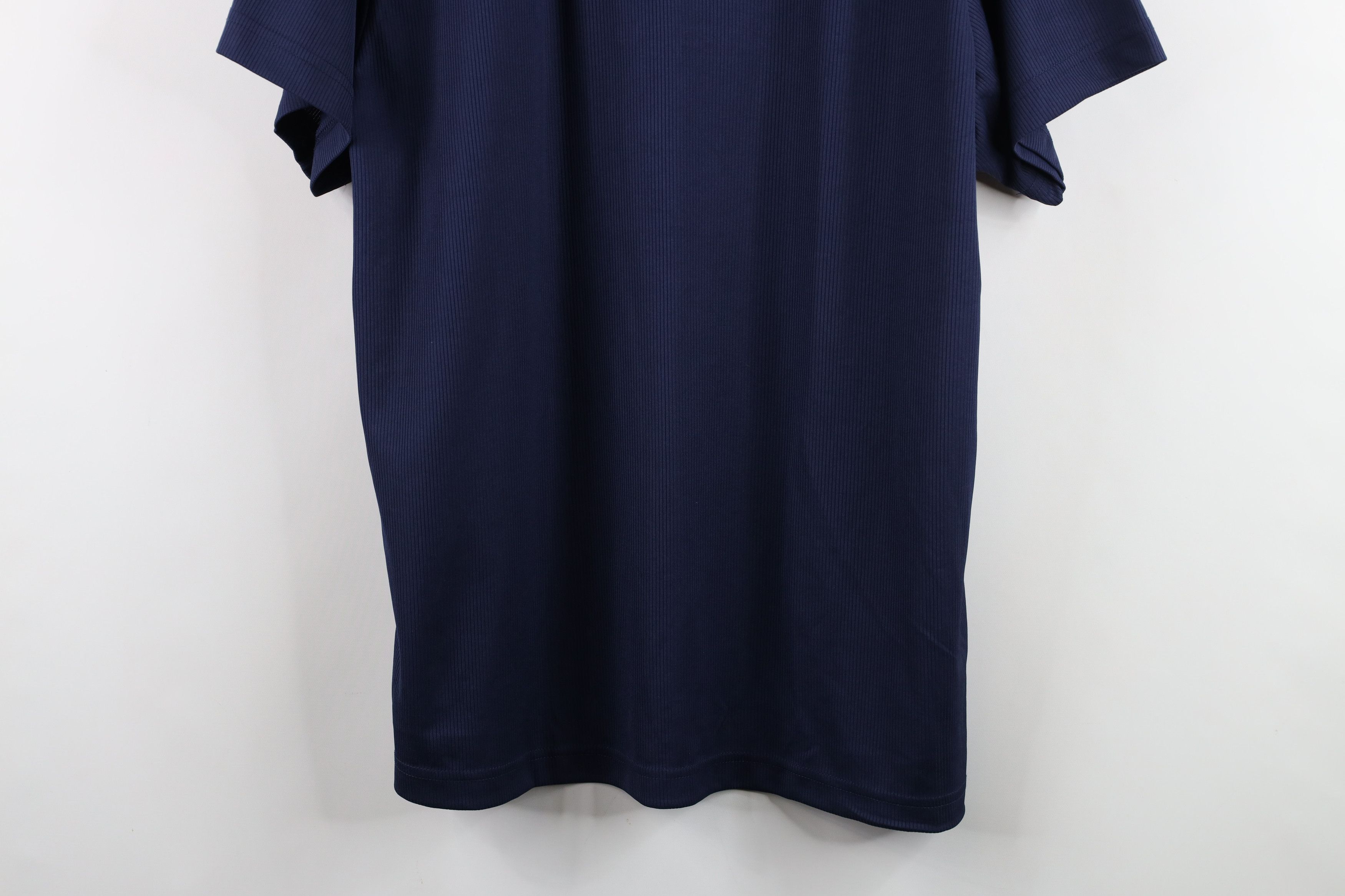 Vintage Vintage 90s Streetwear Knit Short Sleeve V-Neck T-Shirt Blue Size US XL / EU 56 / 4 - 3 Thumbnail