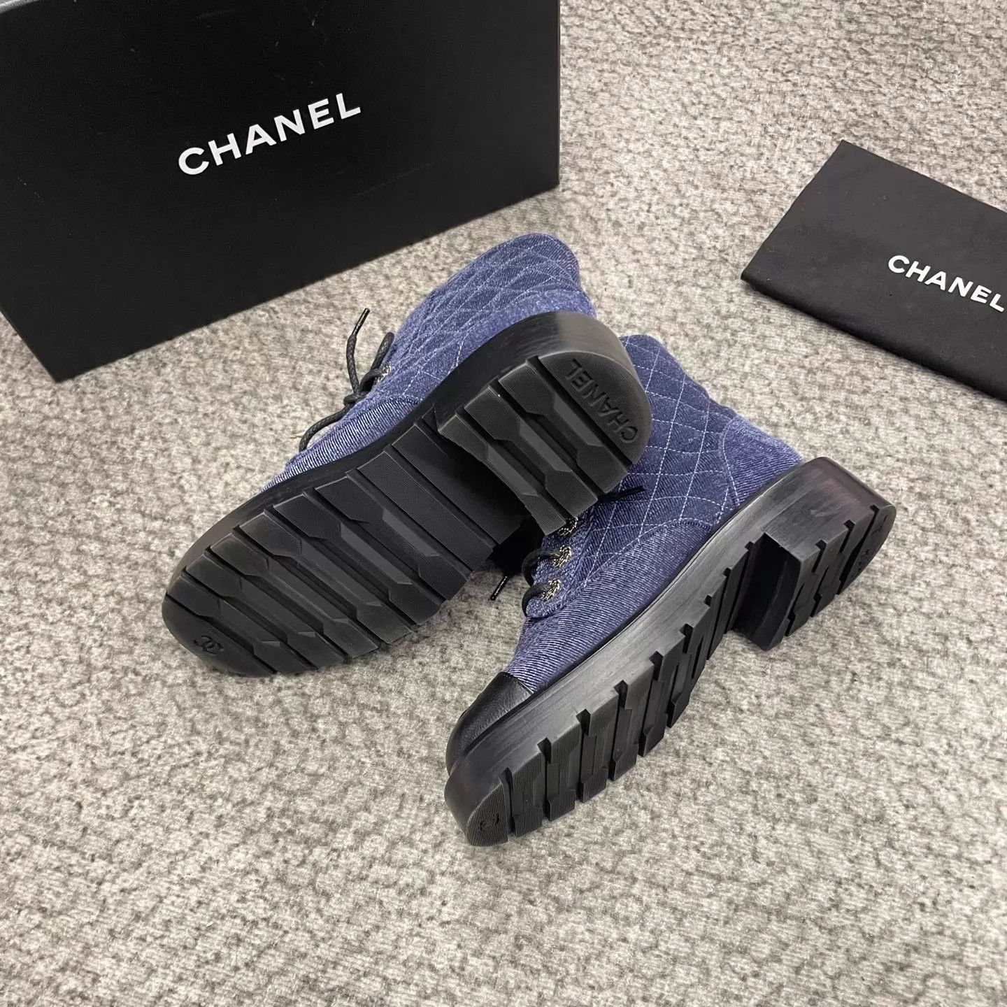 Chanel Chanel Navy & Black Velvet Short Boots 36 Sweet Cool Size US 5.5 / IT 35.5 - 5 Thumbnail