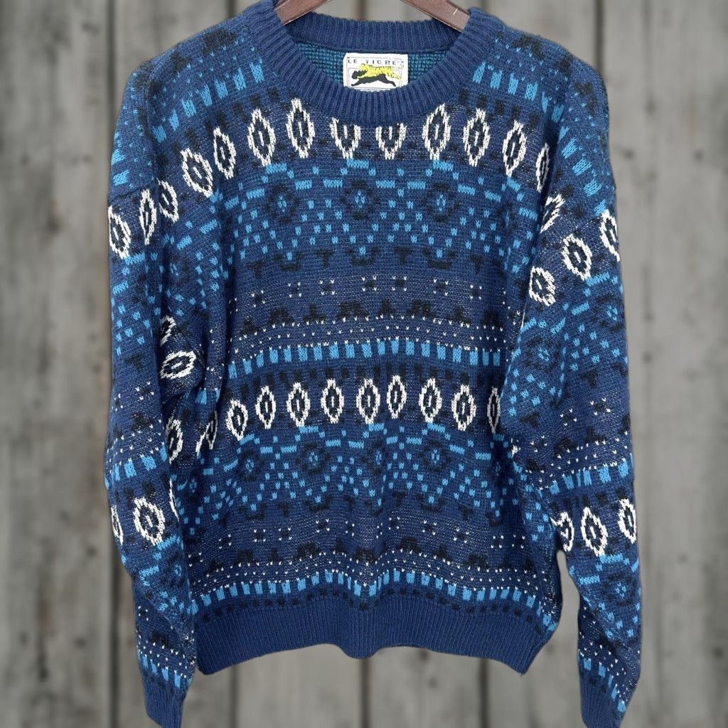 Vintage VINTAGE Le Tigre Sweater Mens L Blue Geometric 80s 90s Grunge Hip Hop Streetwear Vintage Pullover Crew Neck Classic Knit Shirt Mens Size US L / EU 52-54 / 3 - 1 Thumbnail