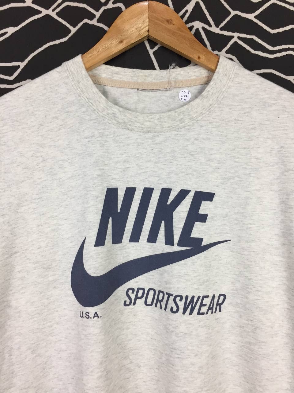 Nike Vtg Nike Sportswear Swoosh Logo Longsleeve Tee Size US L / EU 52-54 / 3 - 3 Thumbnail