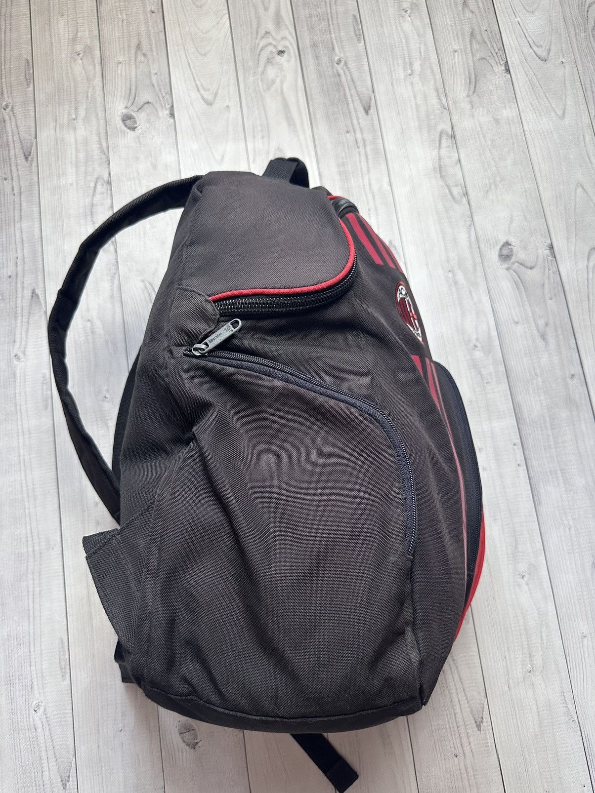 Adidas × Vintage Vintage adidas AC Milan soccer bag pack distressed Size ONE SIZE - 4 Thumbnail