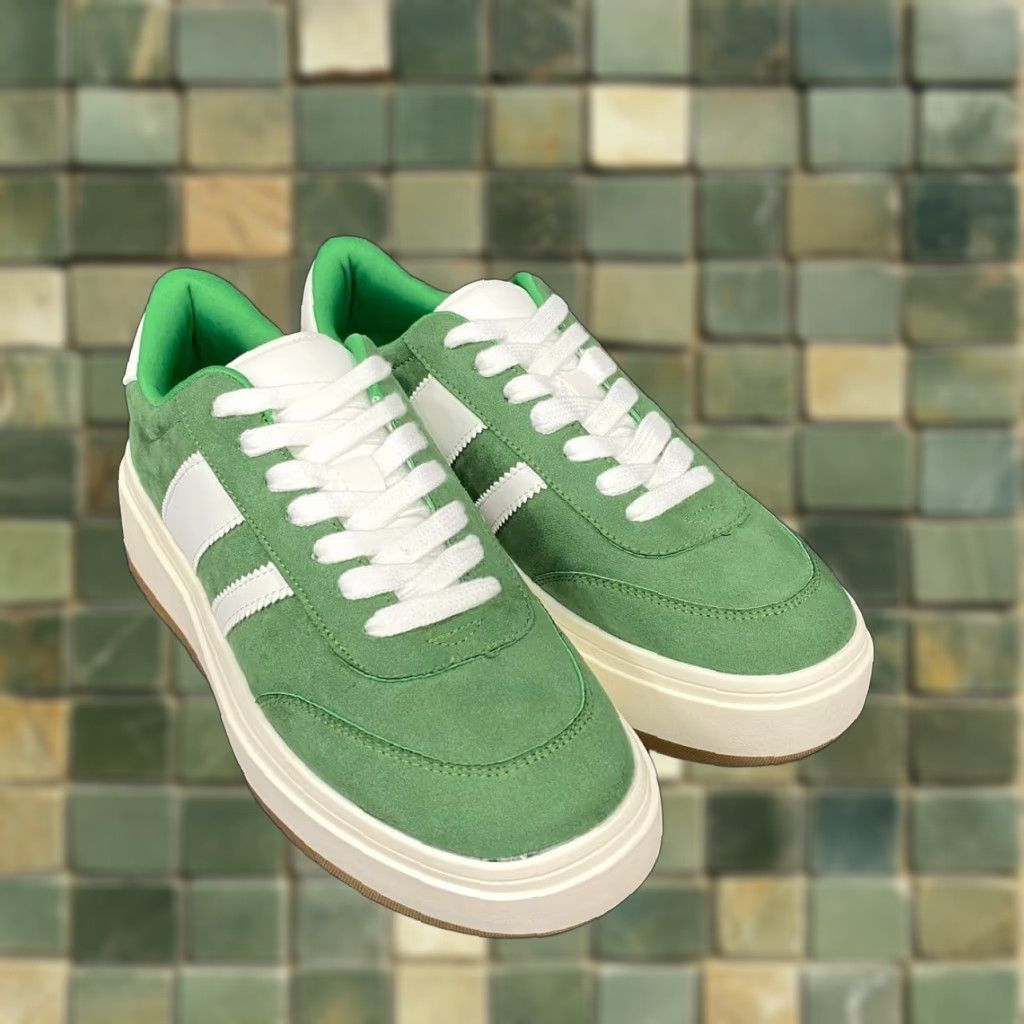 PROJECT CLOUD Nita Lace-Up Sneaker Men's US 8 Green Sneaker Casual Lace Up Suede Rubber Green Mens 8 Shoes