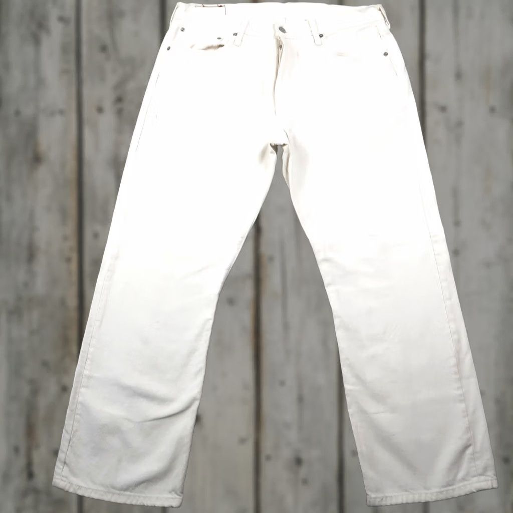 Levi's VINTAGE Levi's 501 Jeans White Mens Straight Denim 38x30 5-Pocket USA 2000s Regular Fit 501 Series Size US 38 / EU 54 - 1 Thumbnail