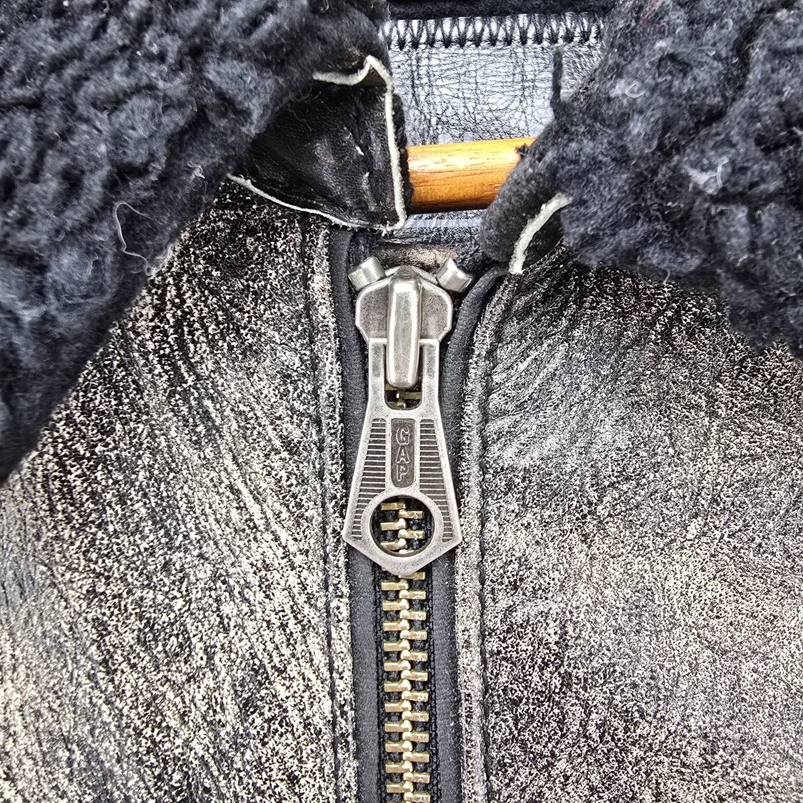 Gap Vintage GAP Leather Jacket Medium Sherpa Lined Bomber Size US M / EU 48-50 / 2 - 7 Thumbnail