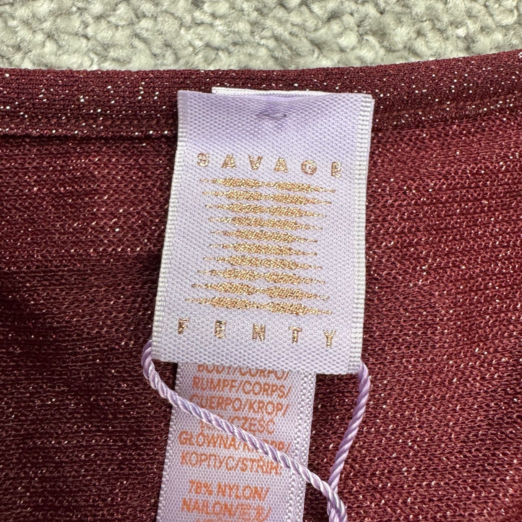 Vintage Savage Fenty By Rihanna Sleep & Shine LS Crop Tee 3X Red Cocoa Metallic Top NWT Shirt Womens Plus Red 3X Clubwear Party Date Night Holiday 90s? Size XXL / US 16-18 / IT 52-54 - 7 Thumbnail