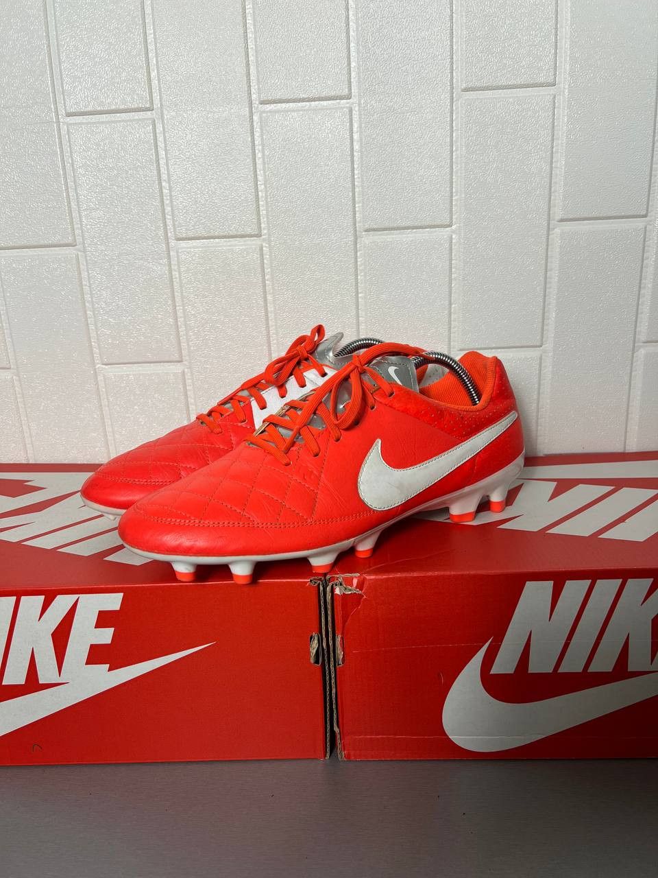 Nike VINTAGE NIKE TIEMPO FG SOCCER SHOES JERSEY BLOKECORE Y2K 90s Size US 12 / EU 45 - 2 Thumbnail
