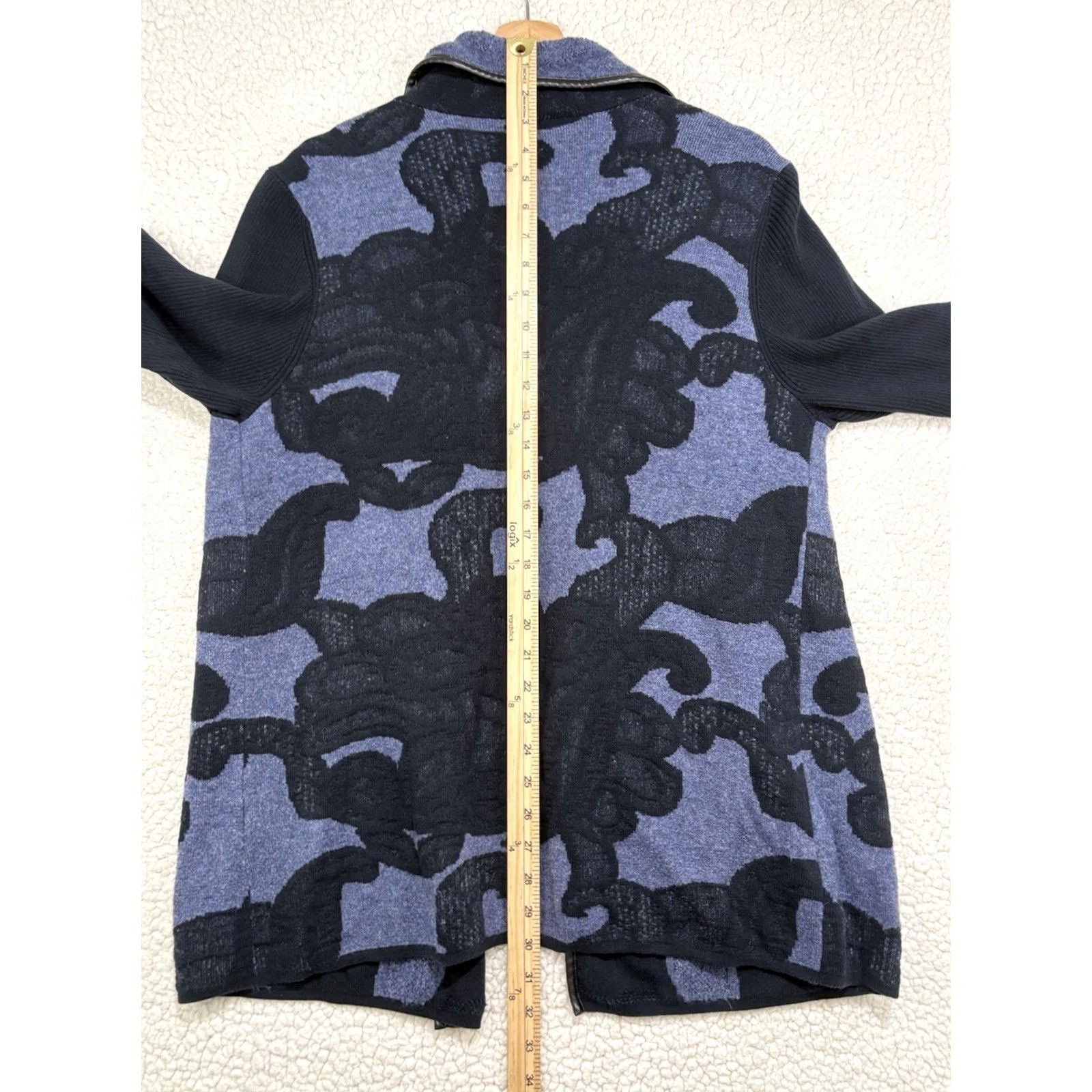 Vintage Chicos Blue Black Wool Blend Jacquard Open Front Topper Jacket Cardigan Size L Womens Blue Wool Blend Jacquard Open Front Topper Jacket Size L / US 10 / IT 46 - 7 Thumbnail