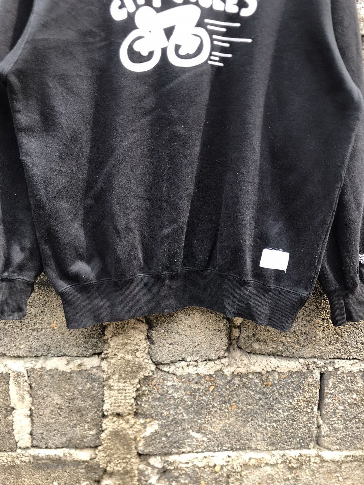 Keith Haring Vintage Y2K Keith Haring Sweatshirt Size US M / EU 48-50 / 2 - 4 Thumbnail