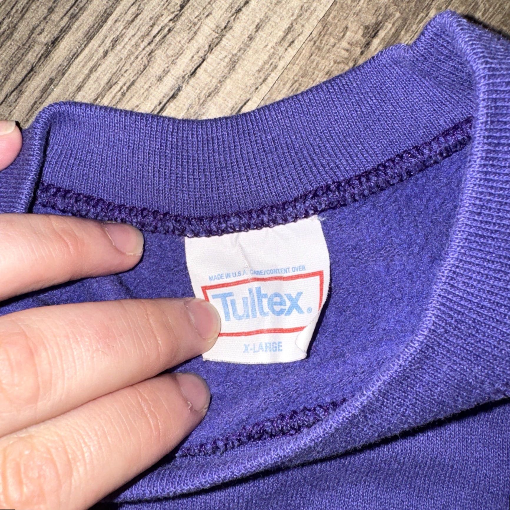 Vintage VINTAGE Tultex Crewneck Sweatshirt XL Purple USA Pullover Men Regular Lightweight 21x14.5 Size US XL / EU 56 / 4 - 2 Thumbnail
