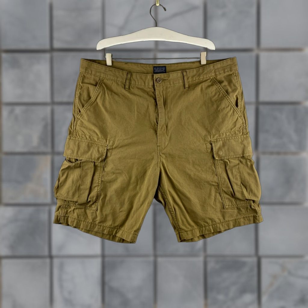 Levi's Levi's Cargo Shorts Mens 40 Khaki Cotton Flap Pockets Hiking Comfort Utility Clothing Size US 40 / EU 56 - 1 Thumbnail