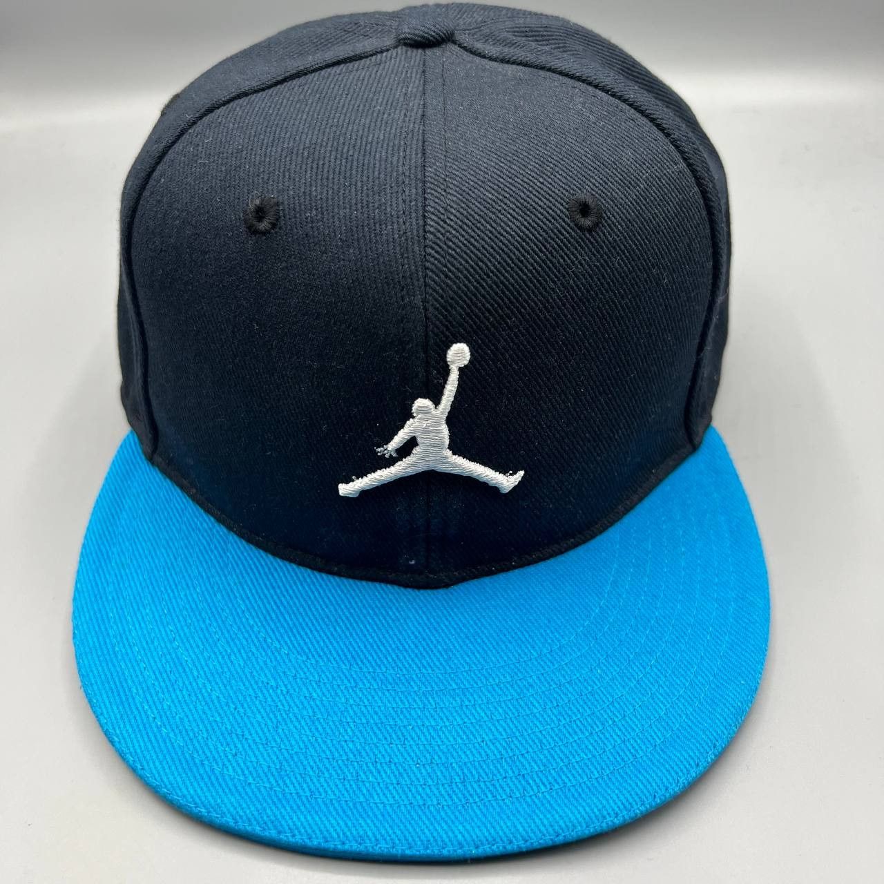 Jordan Brand Air Jordan Hat Men 7 1 2 Embroidered Logo Jumpman Fitted Cap Grailed