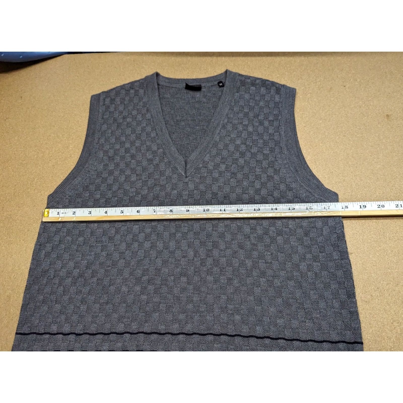 Paul Smith Paul Smith Vest Mens Medium Gray Wool Sleeveless Sweater V Neck Check Plaid Golf Vintage: No Mens Size US M / EU 48-50 / 2 - 3 Thumbnail